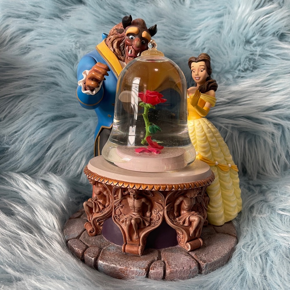 Vintage Disney Beauty and the Beast Musical Water Globe